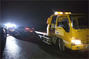 河口24小时车辆搭电联系电话