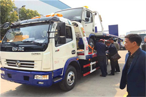 河口汽车道路救援拖车价格